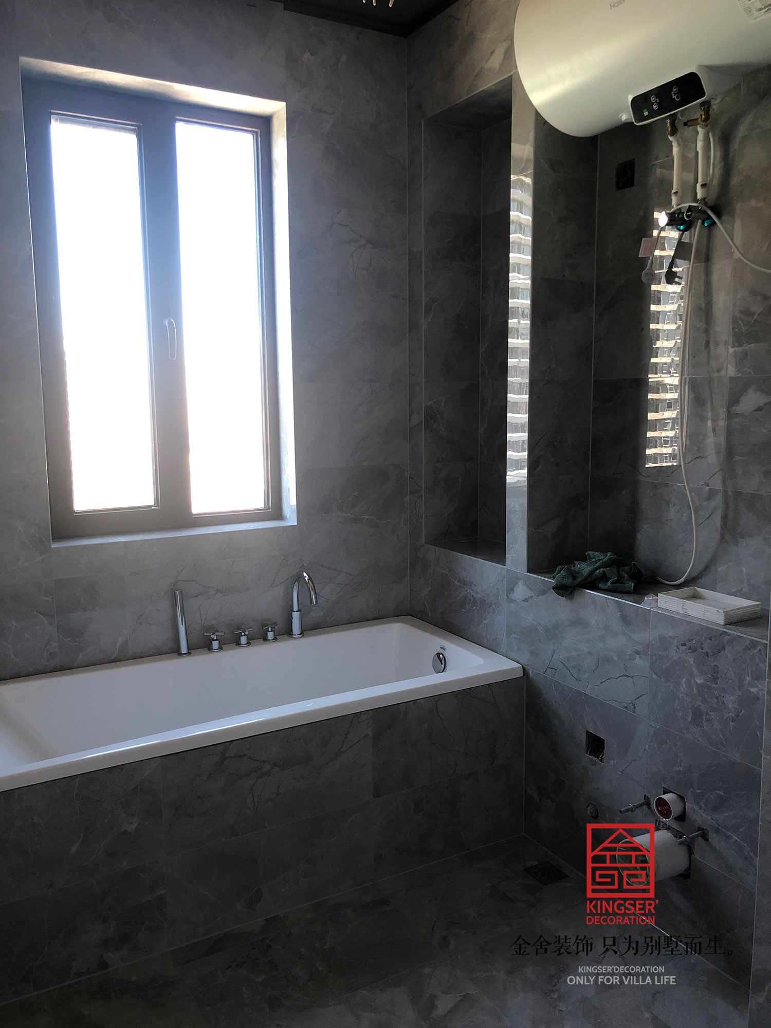 中冶德賢公館143平輕奢風格裝修施工現(xiàn)場