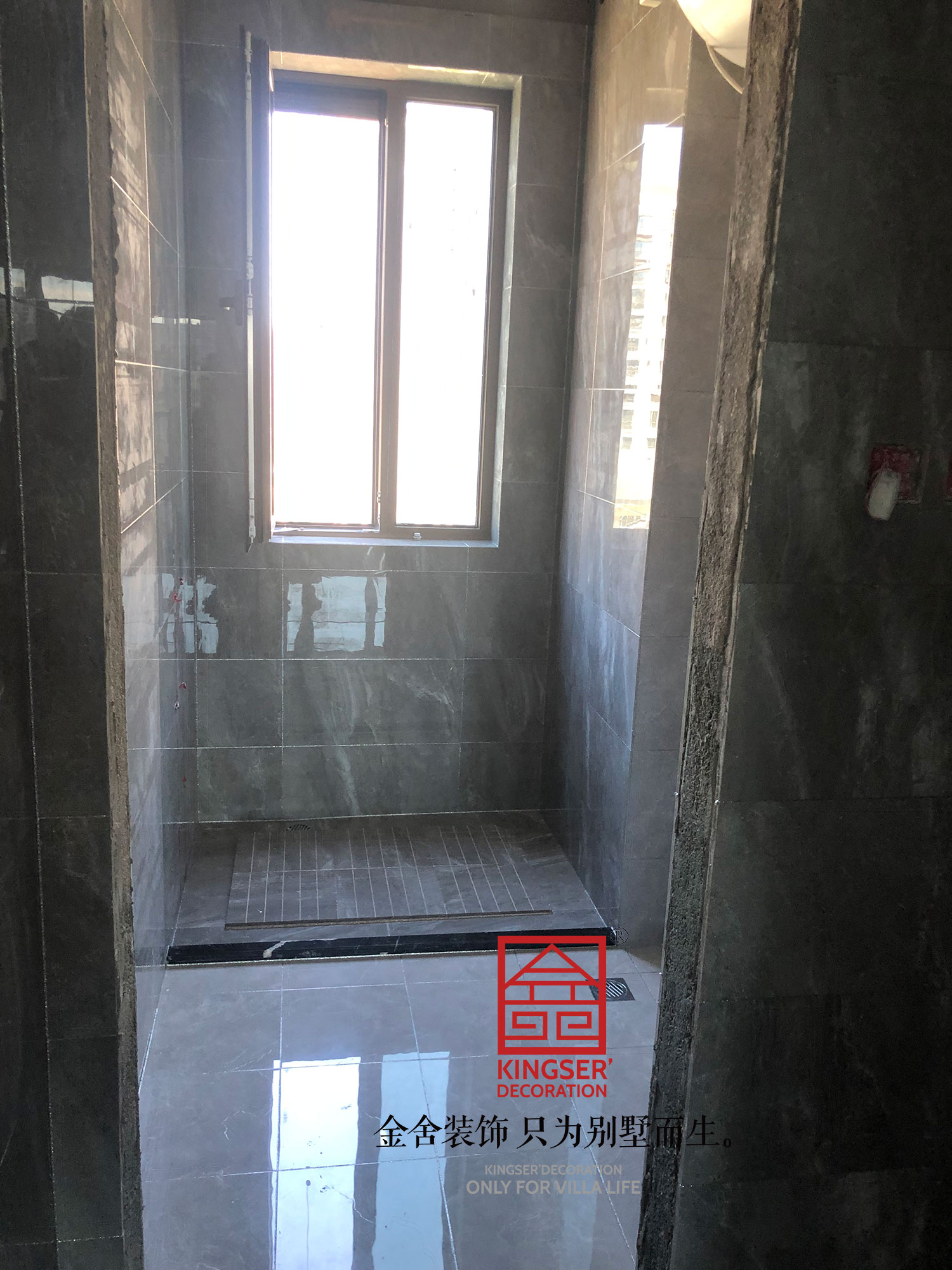 中冶德賢公館143平輕奢風格裝修施工現(xiàn)場